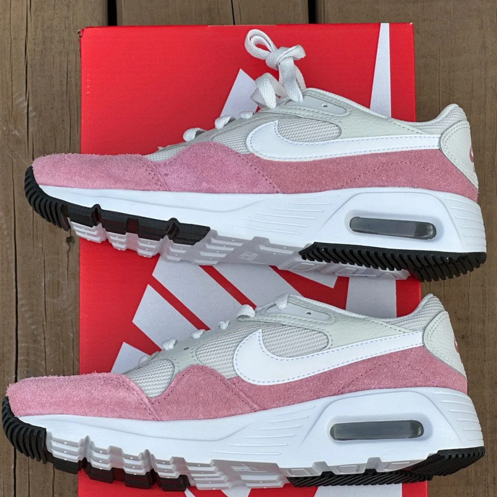 Nike Air Max SC Low Casual Sneaker - fits Youth Sizes 5Y and 6Y NEW